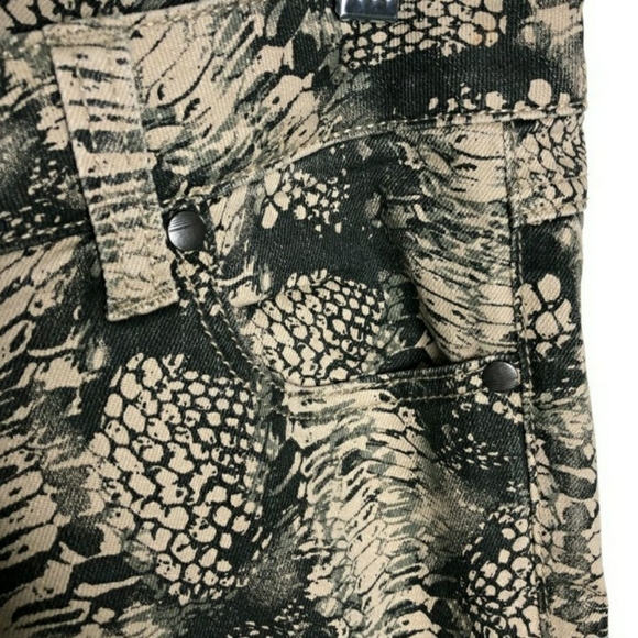 Cabi Diamondback skinny jeans snake print size 6 - Picture 11 of 12